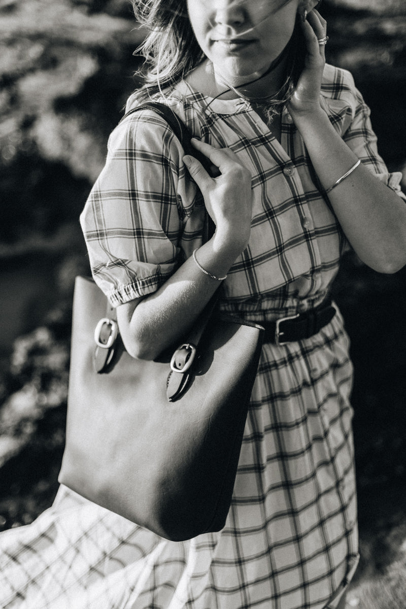 The Classic Tote in Black