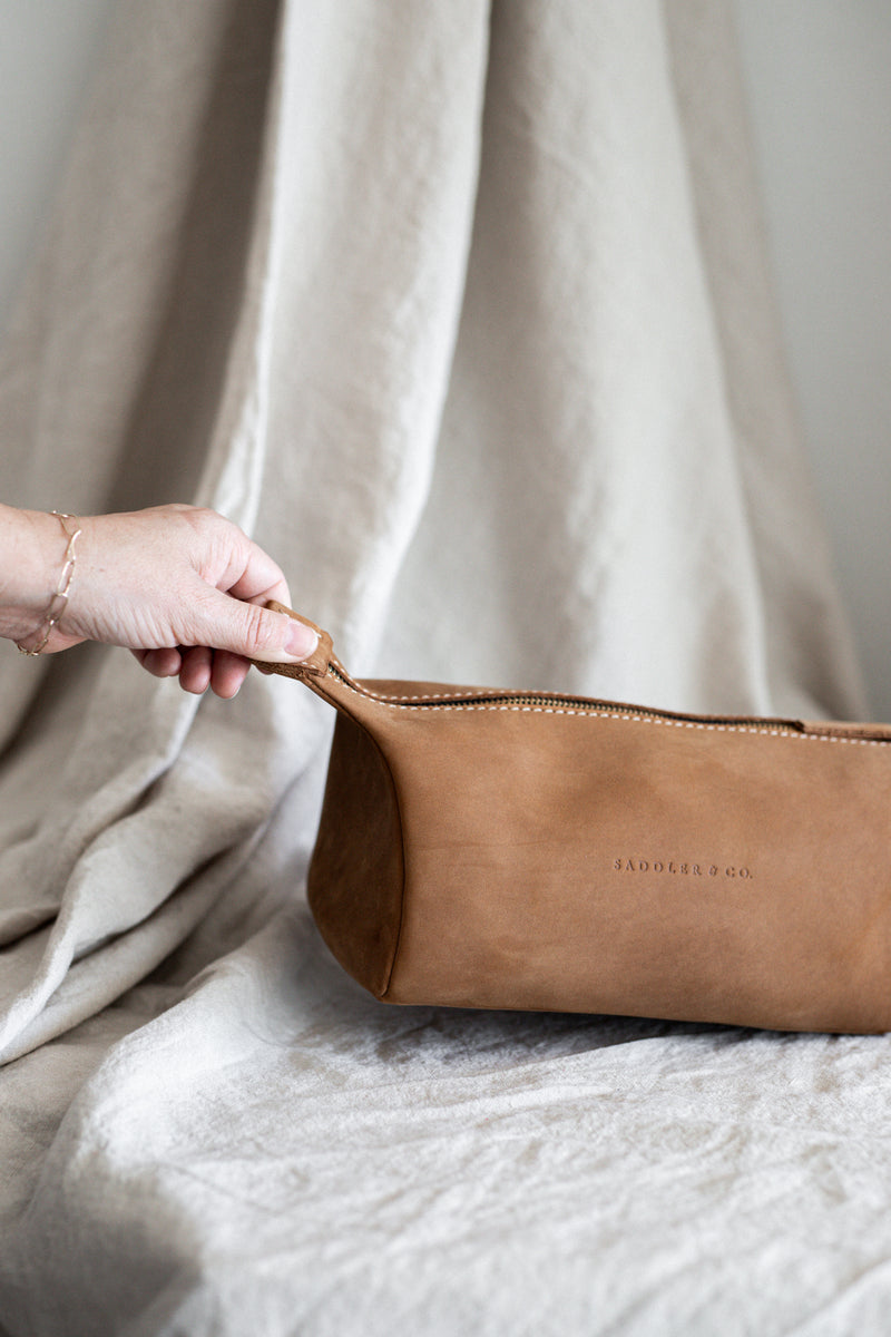 OUTLET | Leather Toiletry Bag