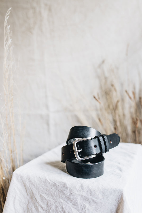 OUTLET | Dress Belt in Black w/Silver buckle | Grade B - Saddler & Co - Saddler & Co | Australian Made Leather Goods